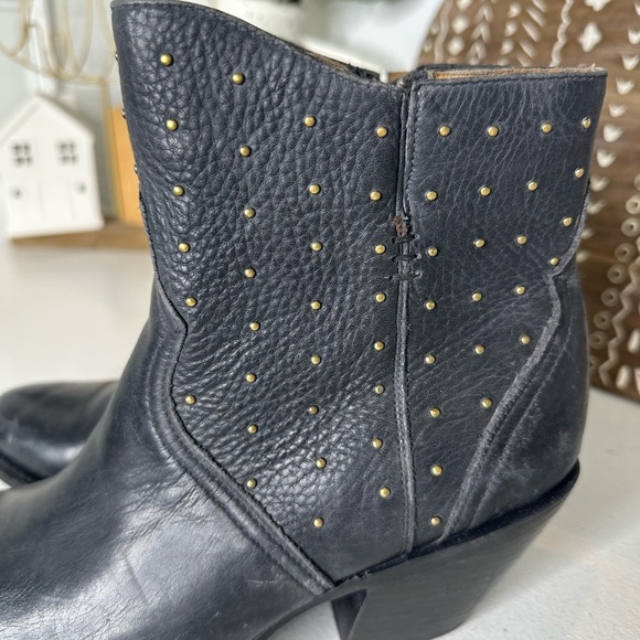Lucchese Western Cowboy Studded Black Ankle Boots Women’s - Size 8B - Picture 2 of 10